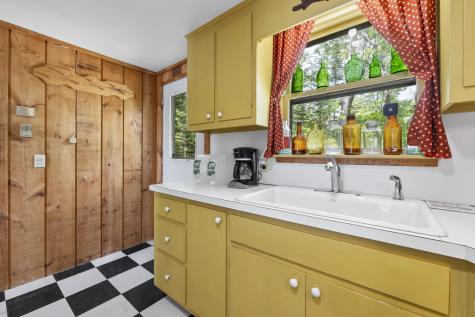 36 Storer Road Bremen ME 04551