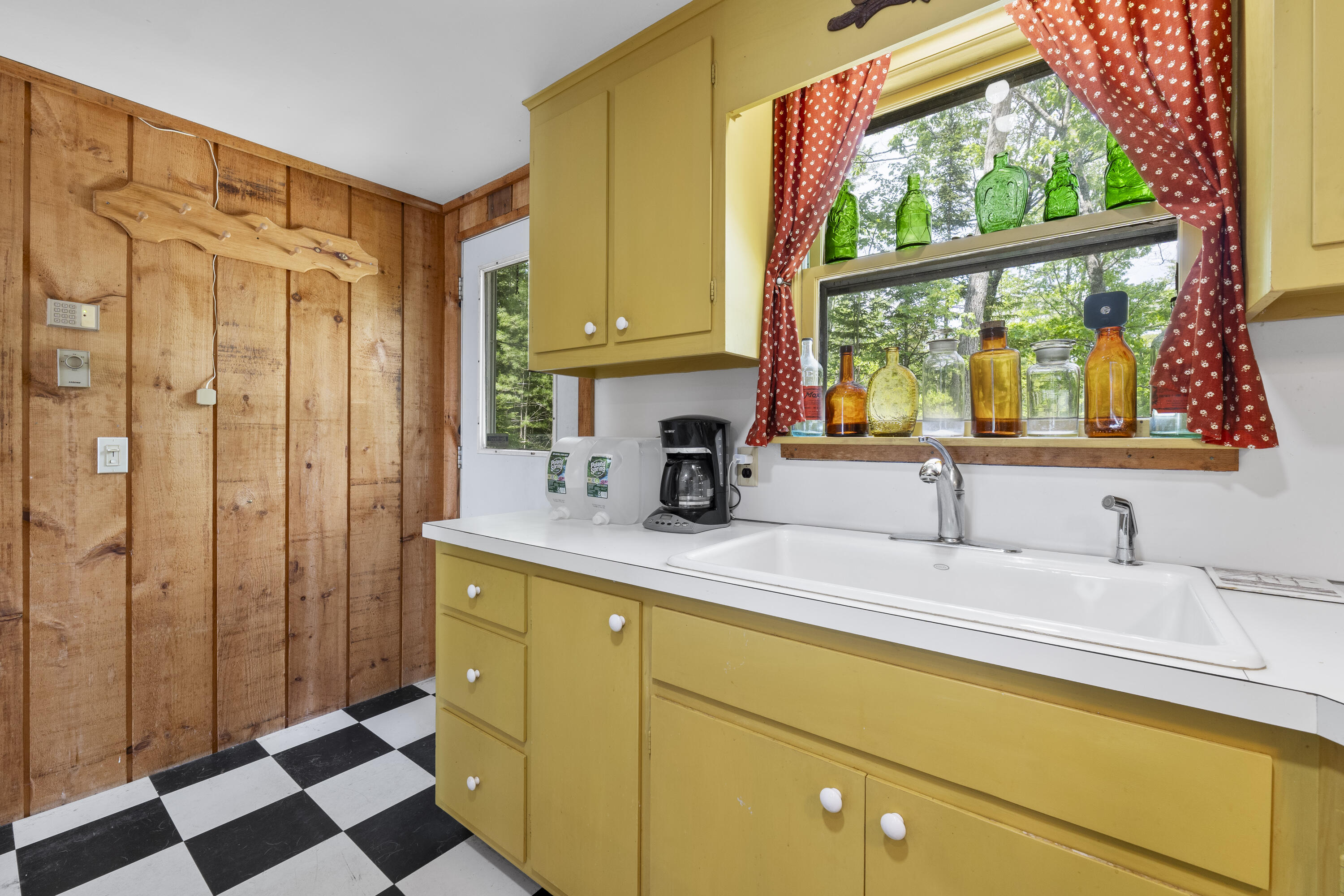 36 Storer Road Bremen ME 04551