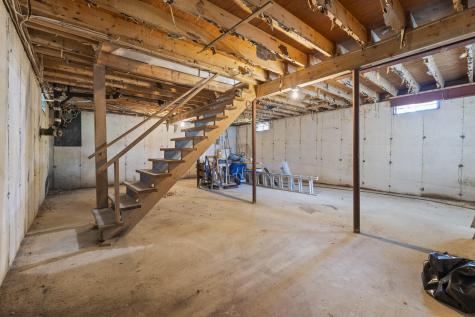 36 Storer Road Bremen ME 04551