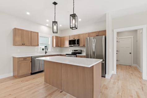 10 Evelyn's Way Hollis ME 04042