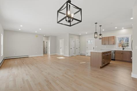 10 Evelyn's Way Hollis ME 04042