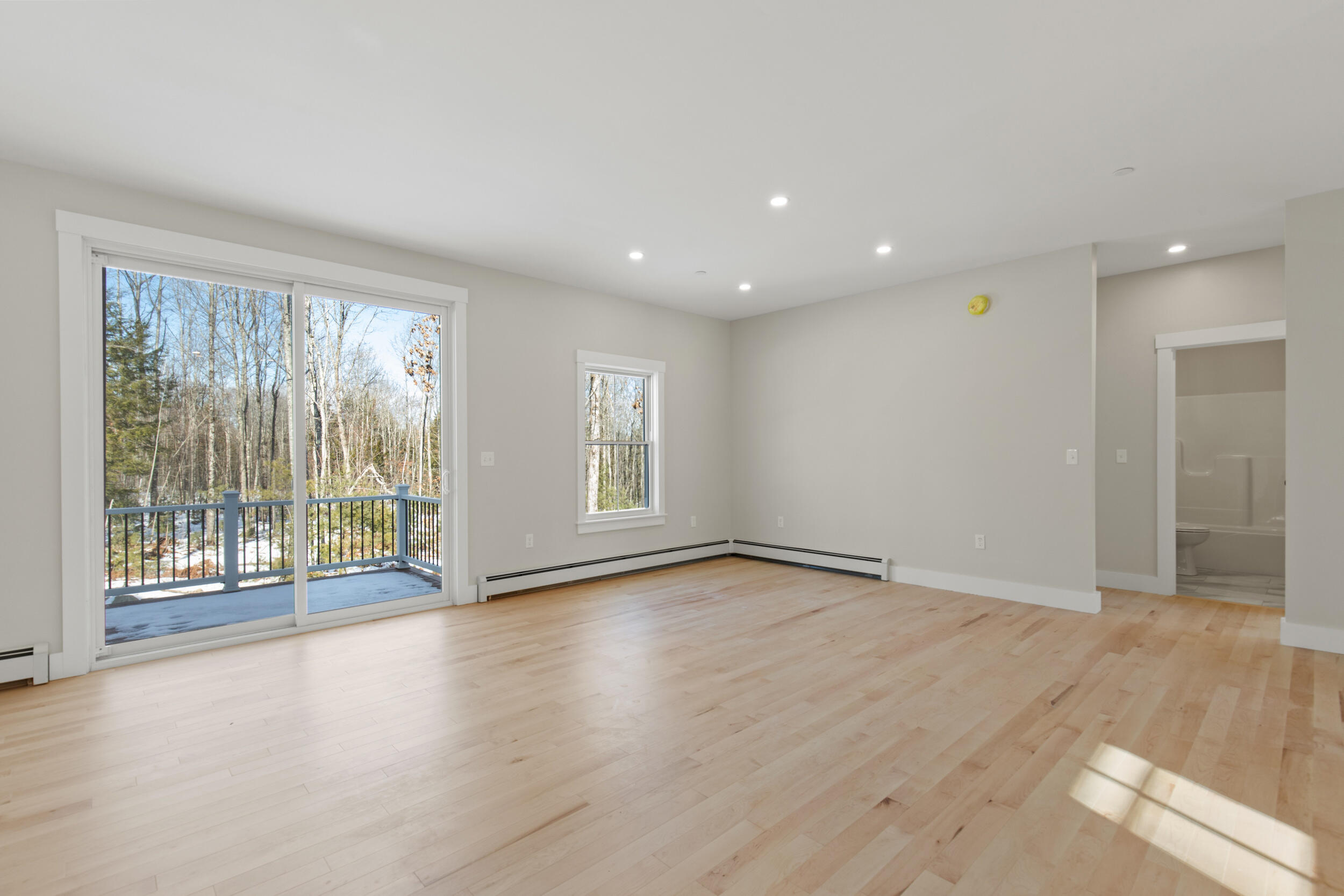 10 Evelyn's Way Hollis ME 04042