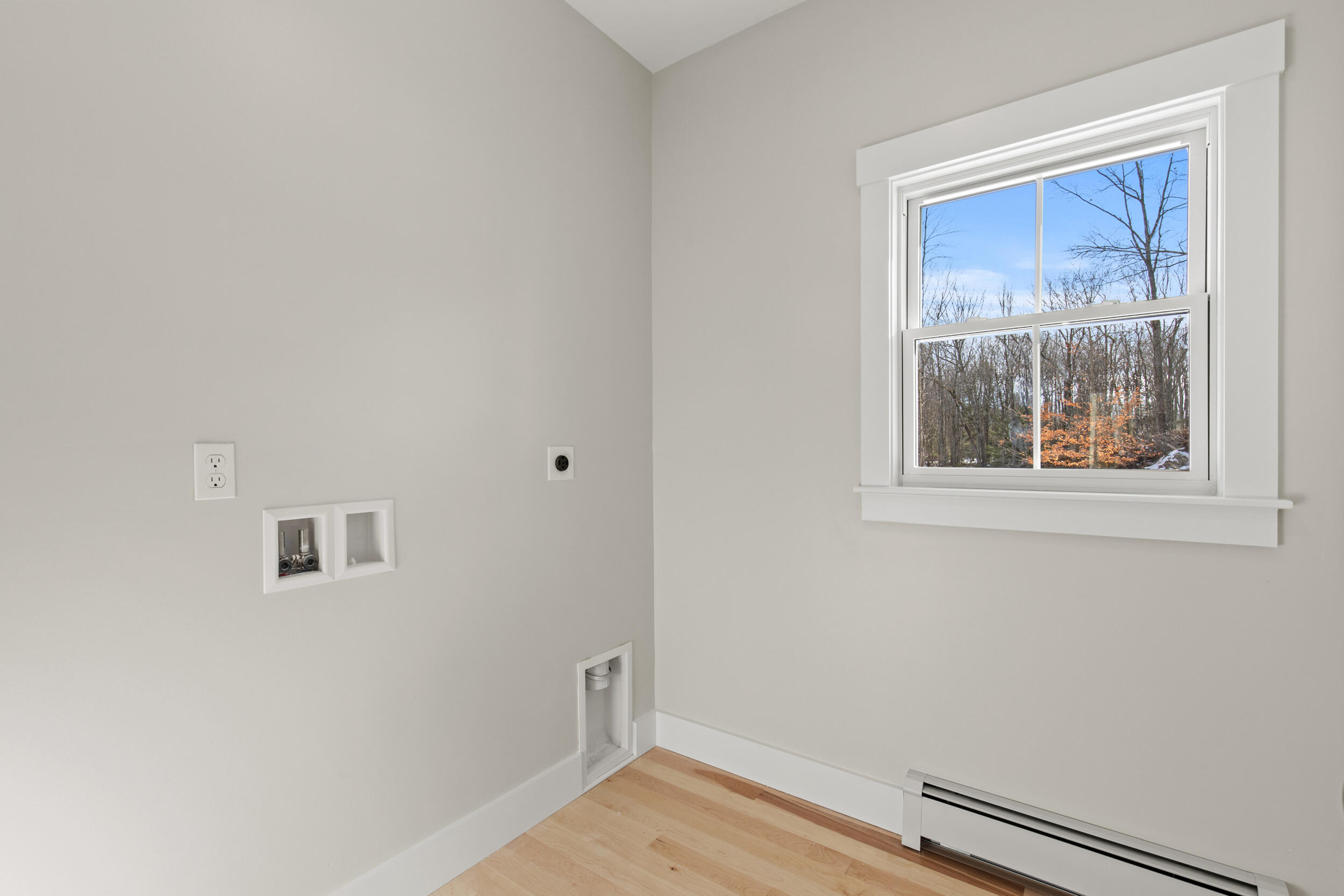 10 Evelyn's Way Hollis ME 04042