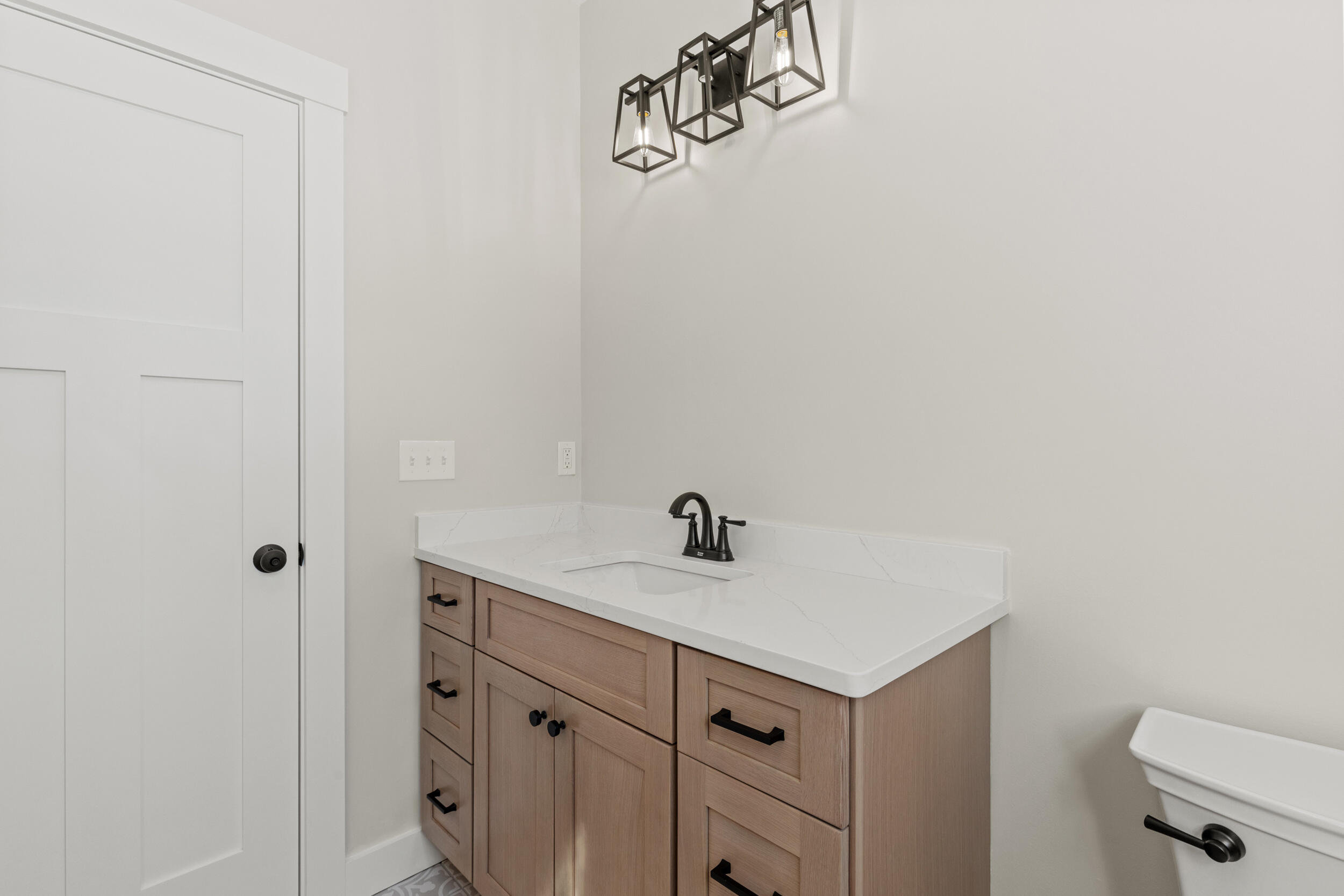 10 Evelyn's Way Hollis ME 04042