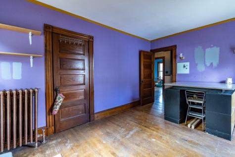 33 Hillcrest Street Auburn ME 04210