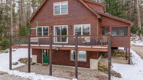 18 Lover's Lane Bethel ME 04217