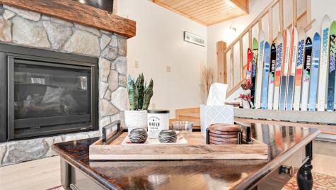 18 Lover's Lane Bethel ME 04217