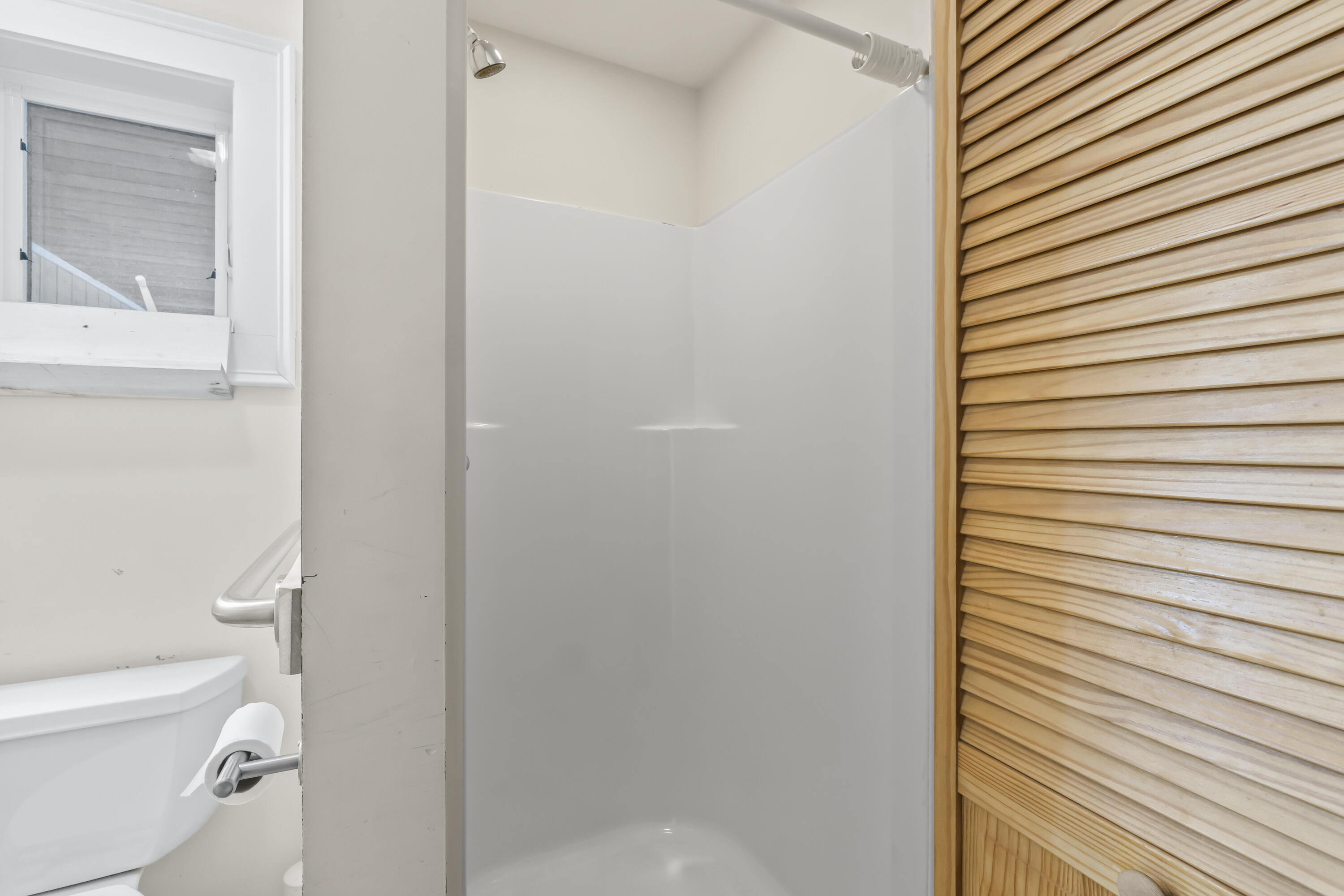 19 Hugh Avenue Harpswell ME 04003