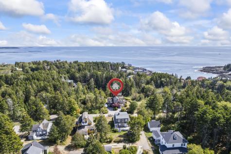 19 Hugh Avenue Harpswell ME 04003