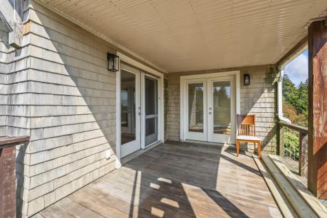 19 Hugh Avenue Harpswell ME 04003