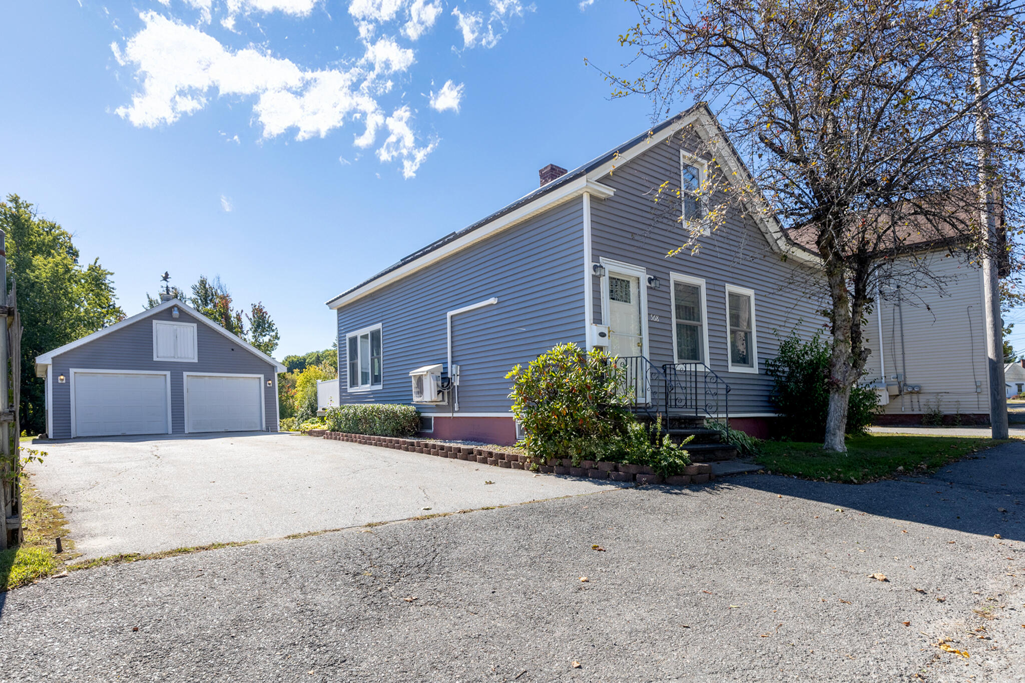 568 S South Main Street Brewer ME 04412