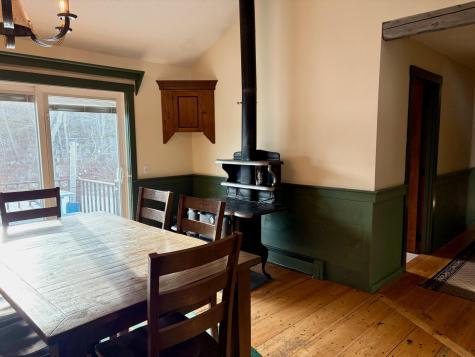 593 W Main Street Waldoboro ME 04572