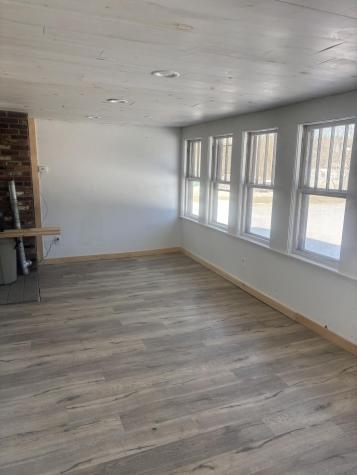 187 Gray Road Vassalboro ME 04989