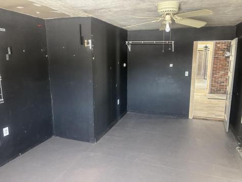 187 Gray Road Vassalboro ME 04989