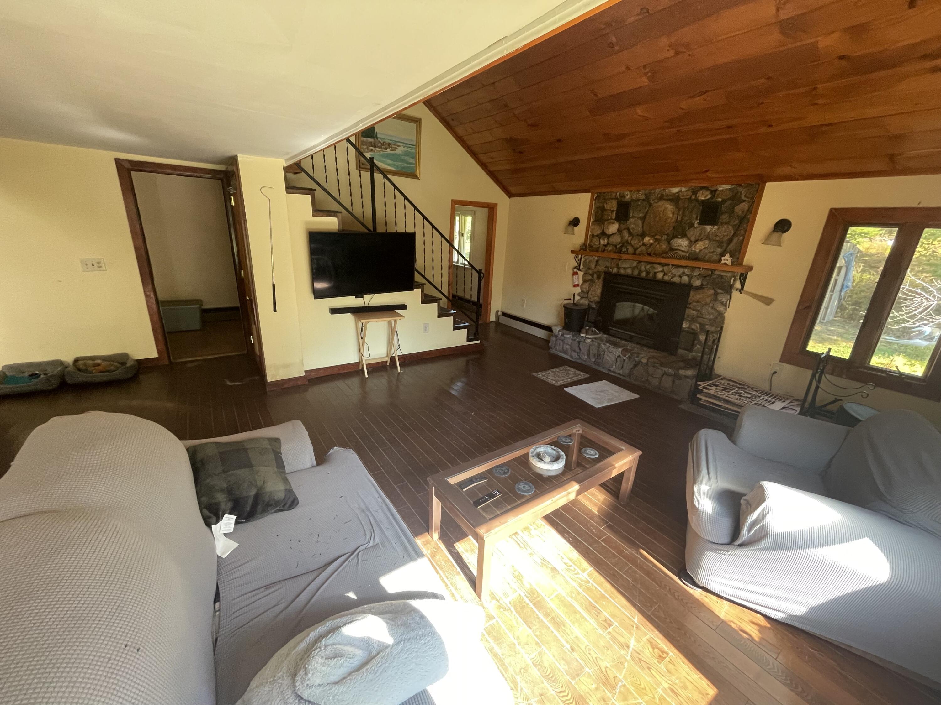 15 Royal Ridge Lane Paris ME 04281