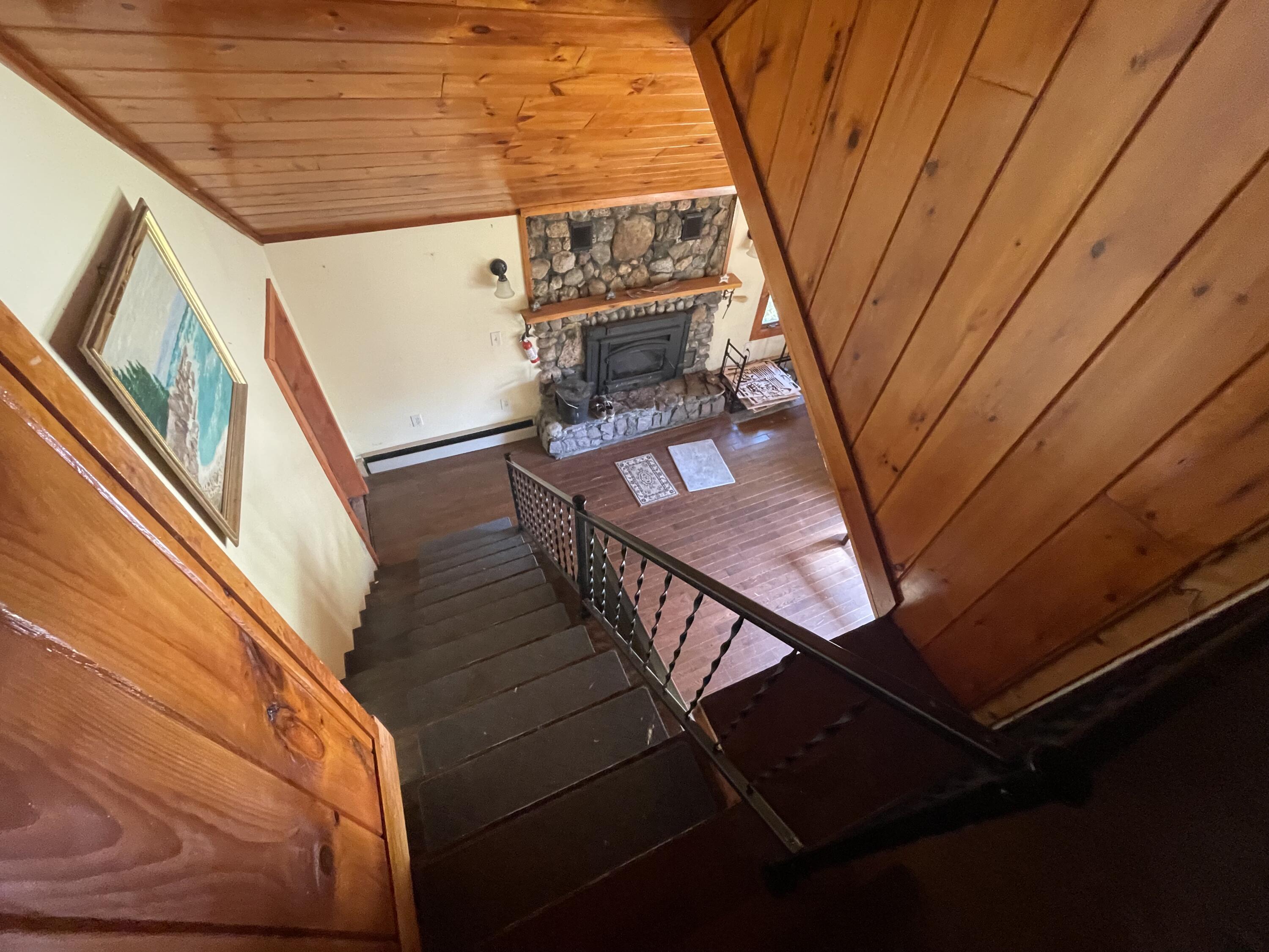 15 Royal Ridge Lane Paris ME 04281