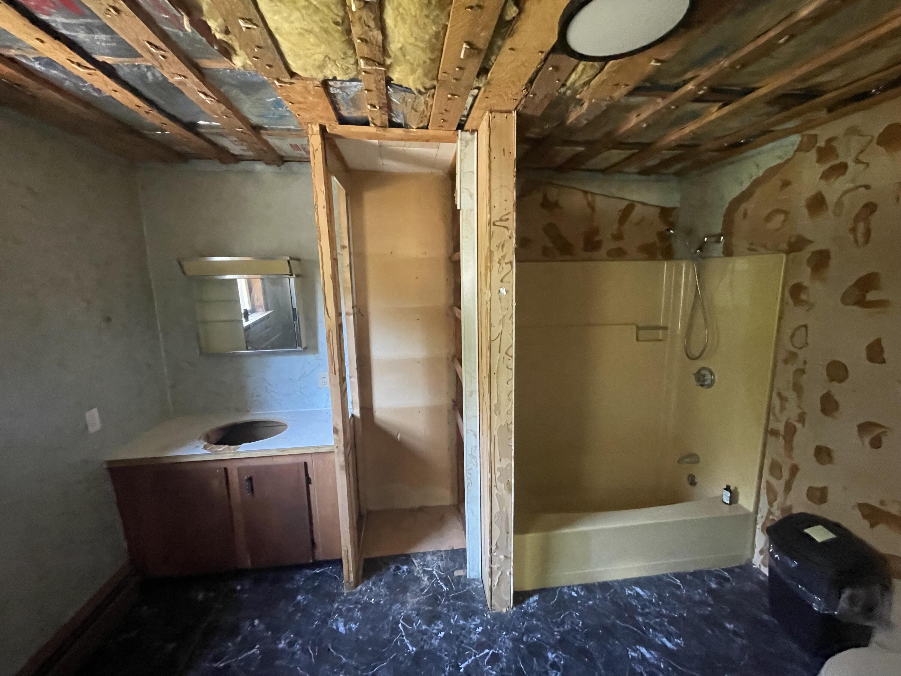 15 Royal Ridge Lane Paris ME 04281