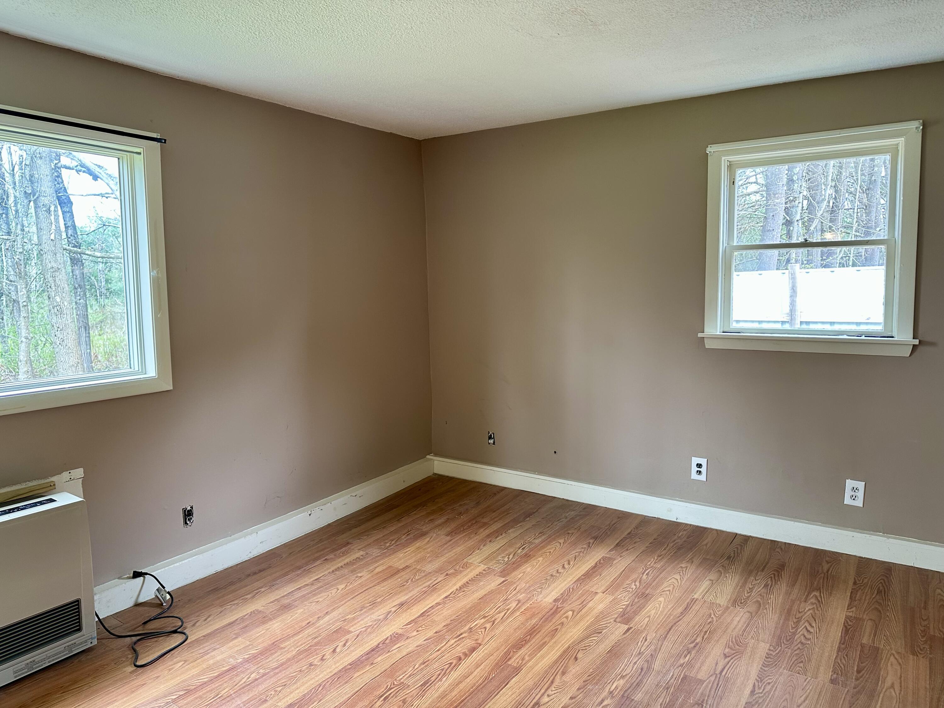 28 Mount Vernon Road Augusta ME 04330