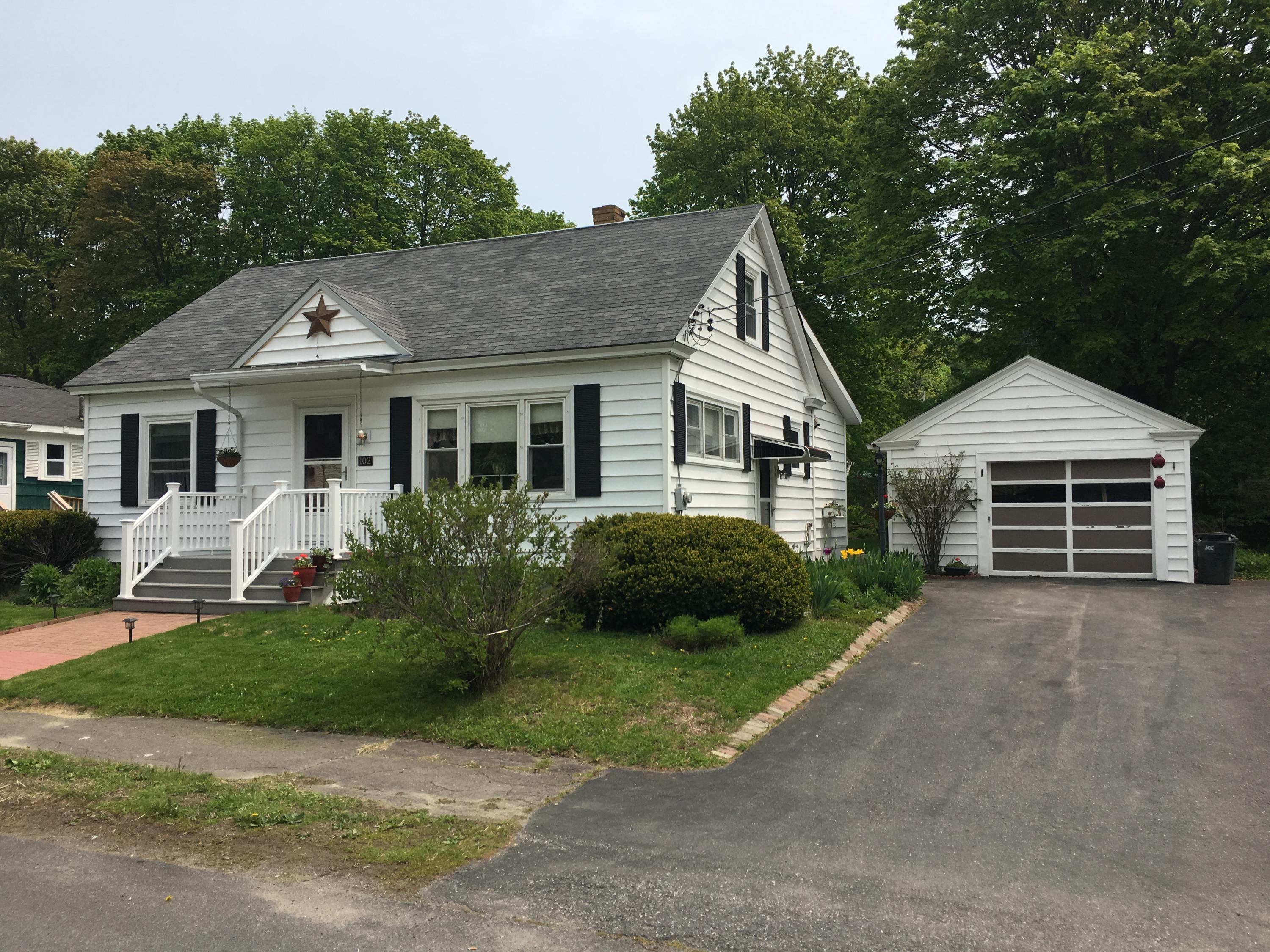 102 Wiley Street Bangor ME 04401