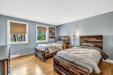 8 Evergreen Drive Freeport ME 04032