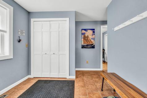 8 Evergreen Drive Freeport ME 04032