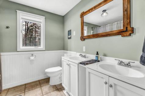 8 Evergreen Drive Freeport ME 04032