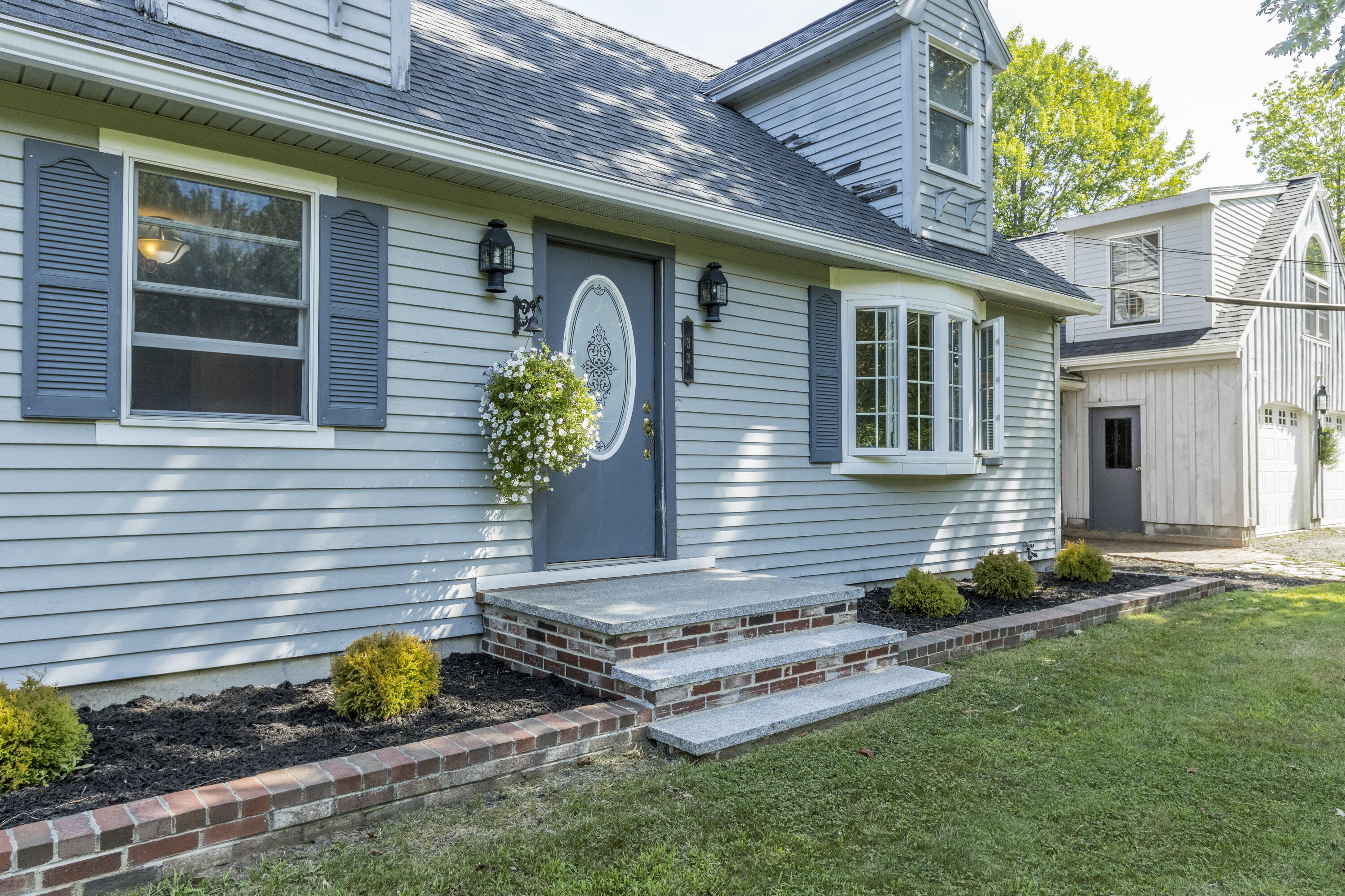 33 Rabbit Road Durham ME 04222