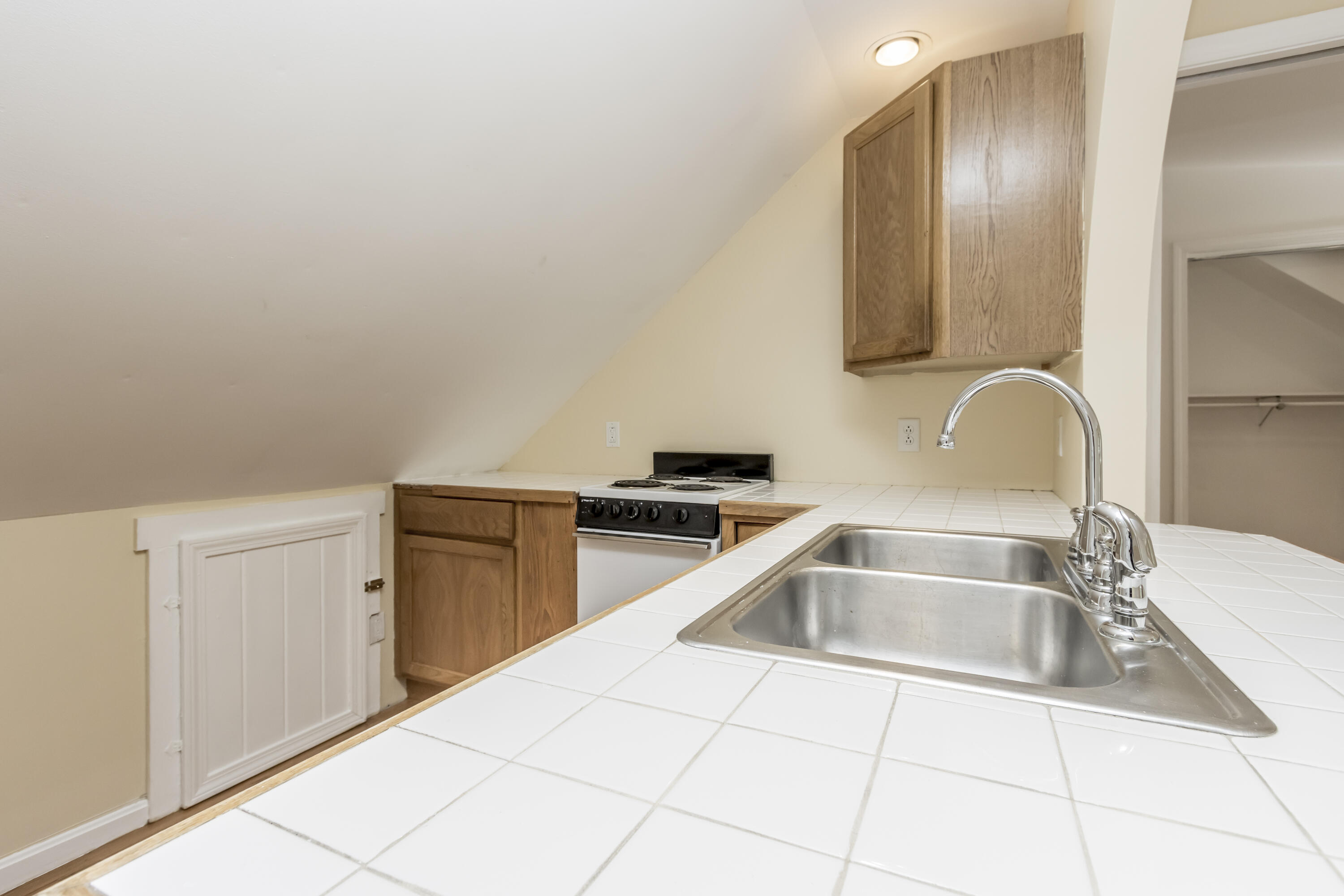 33 Rabbit Road Durham ME 04222