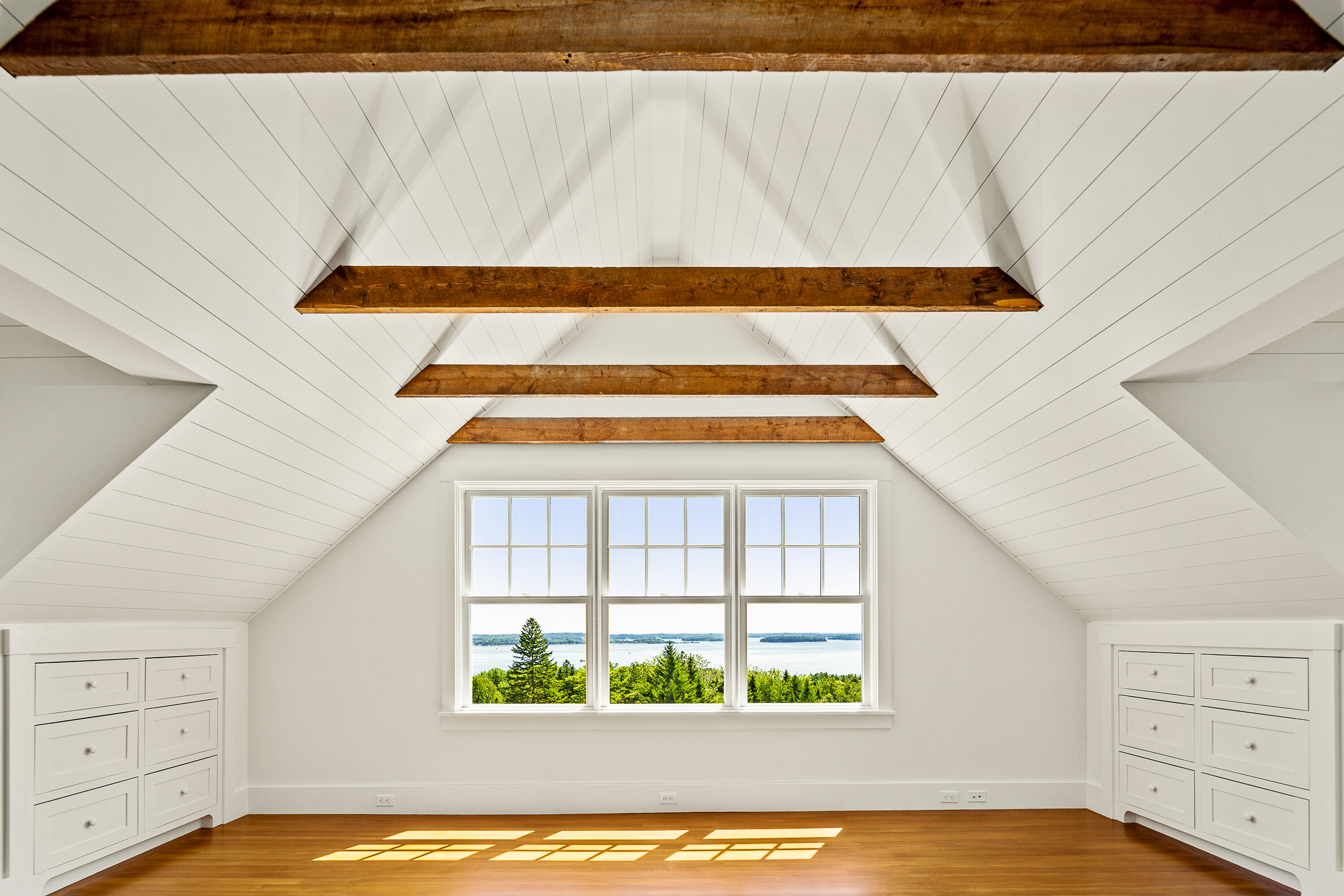 286 Atlantic Highway Northport ME 04849