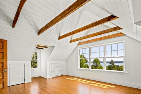 286 Atlantic Highway Northport ME 04849