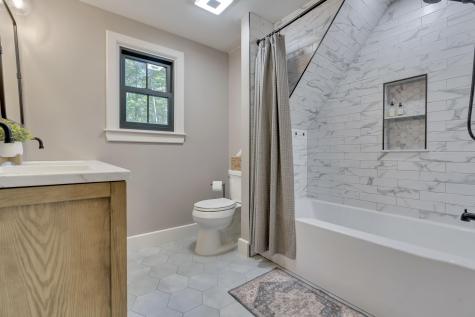 10 Pine Mountain Road York ME 03902