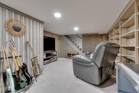 10 Pine Mountain Road York ME 03902