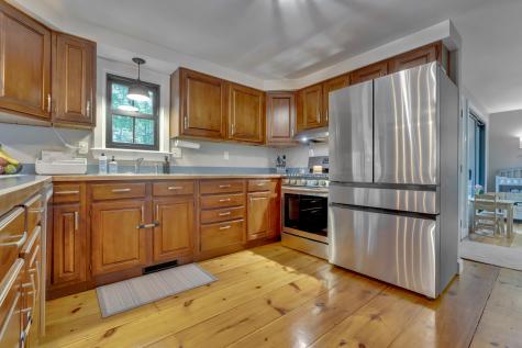 10 Pine Mountain Road York ME 03902