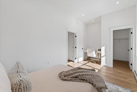 11 Village Green Circle Oakland ME 04963