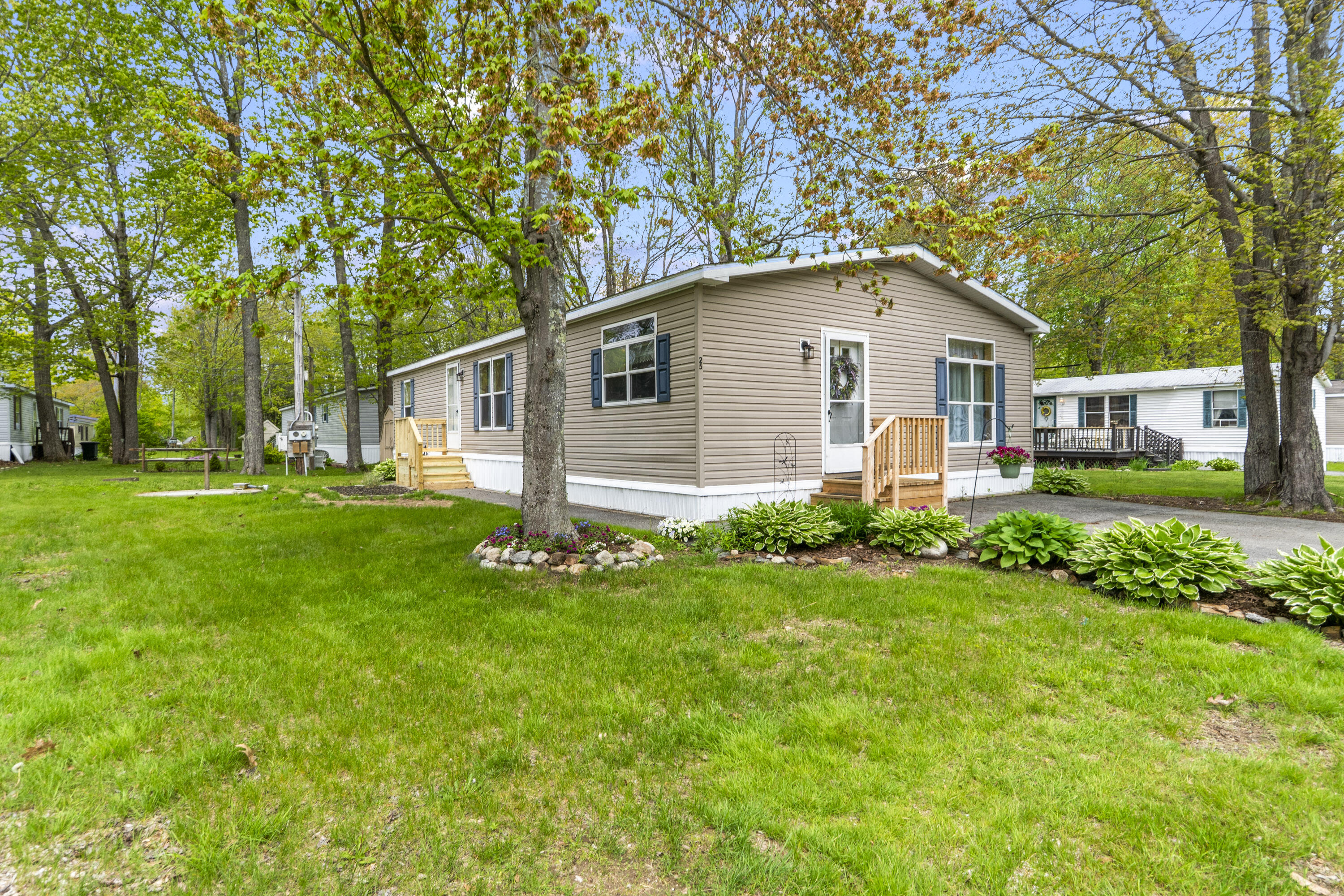 25 Karen Lane Brunswick ME 04011