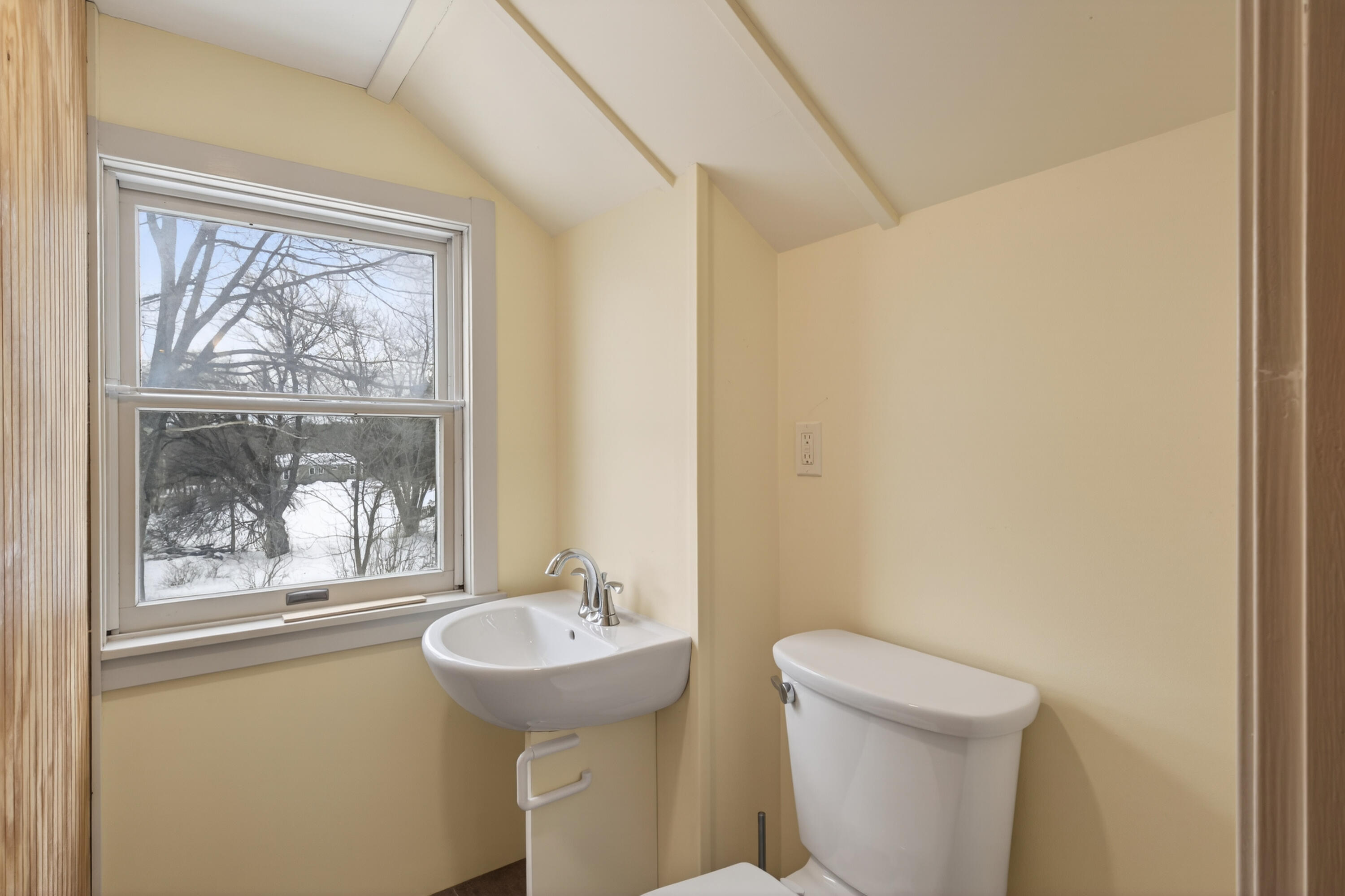 161 Bolt Hill Road Eliot ME 03903