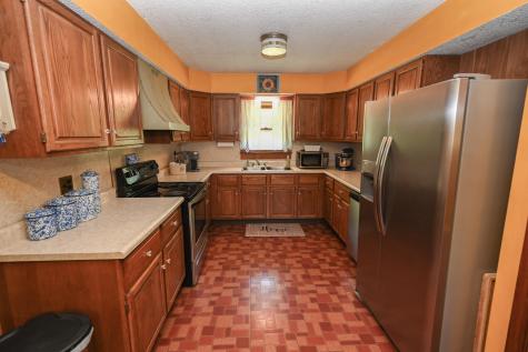 29 Rutland Road Troy ME 04987