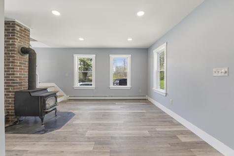 222 River Road Richmond ME 04357