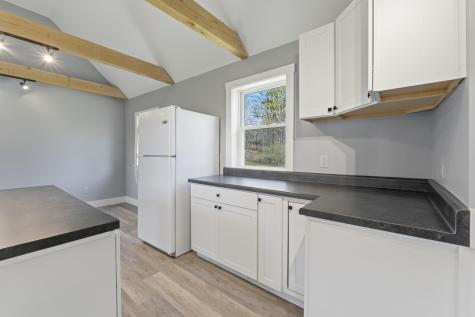 222 River Road Richmond ME 04357