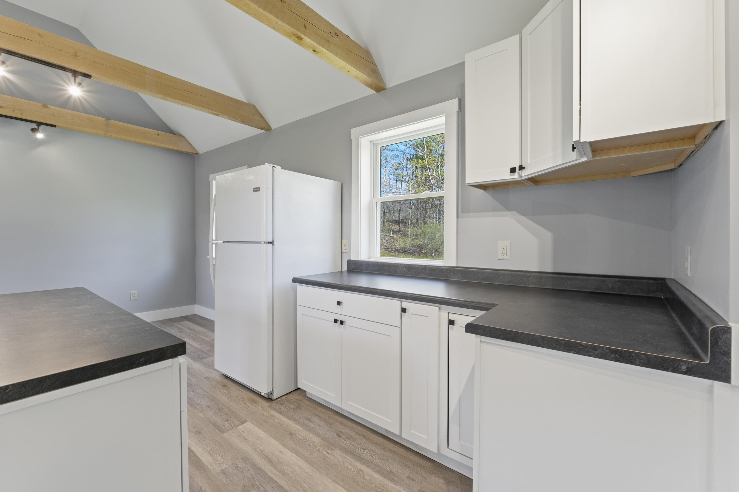 222 River Road Richmond ME 04357
