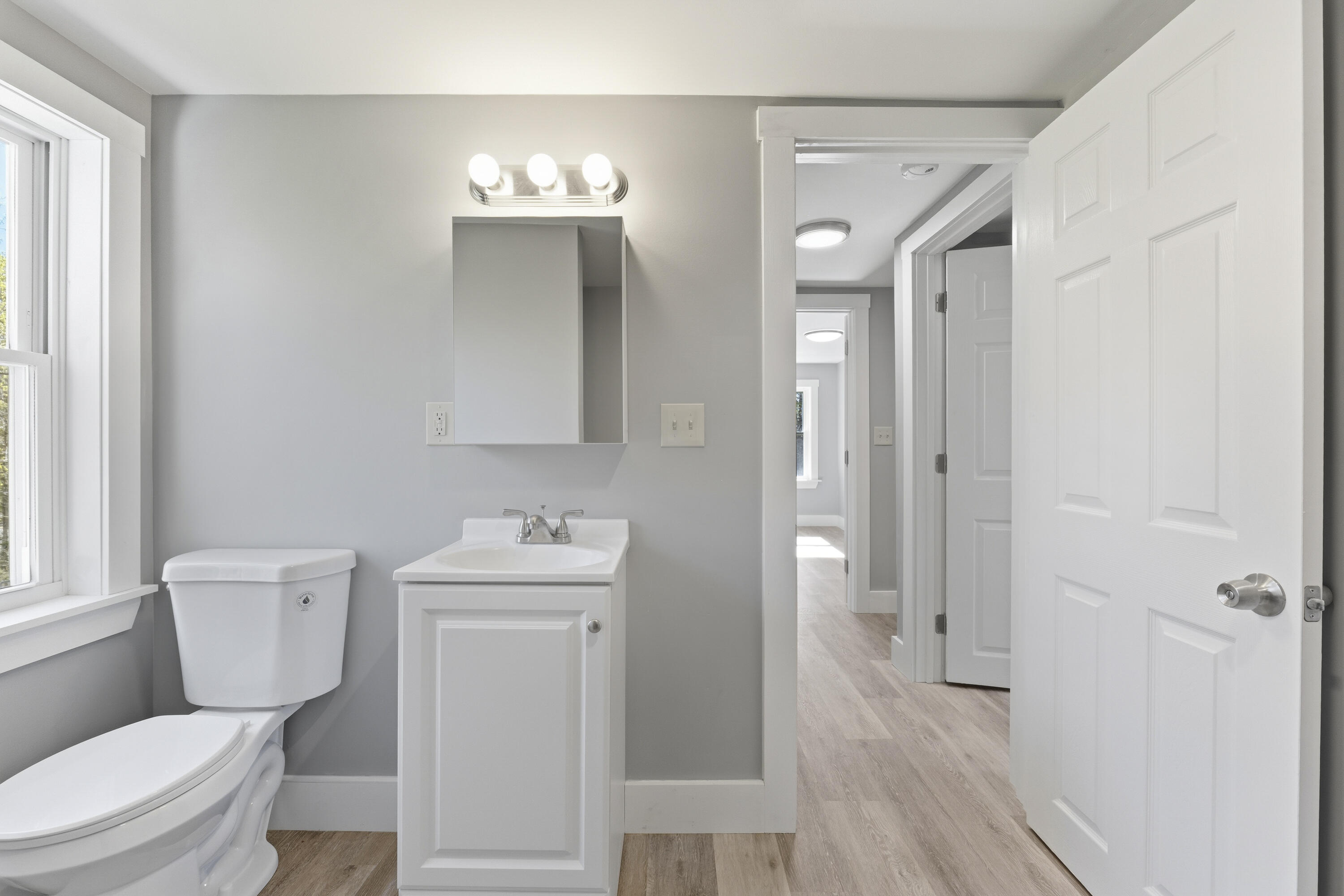 222 River Road Richmond ME 04357