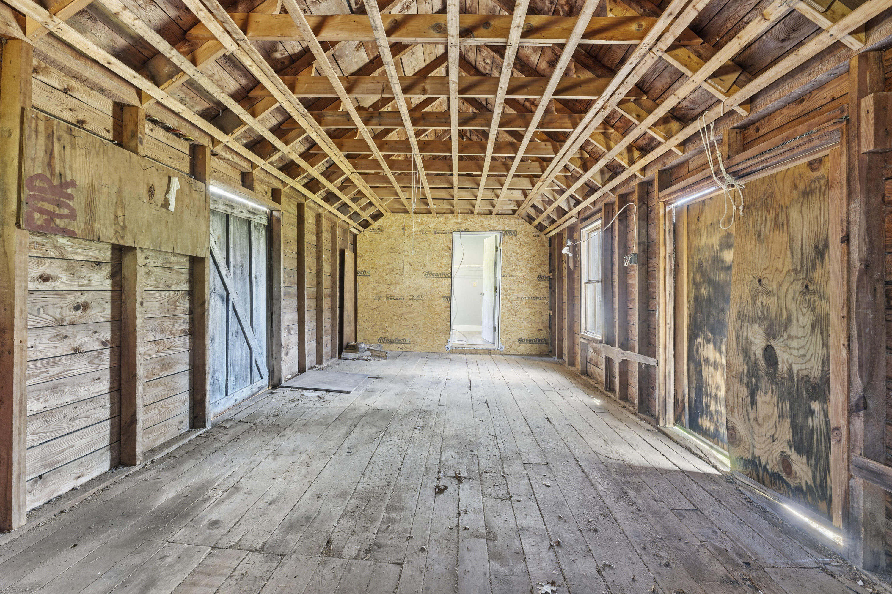 222 River Road Richmond ME 04357
