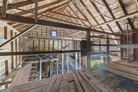 222 River Road Richmond ME 04357