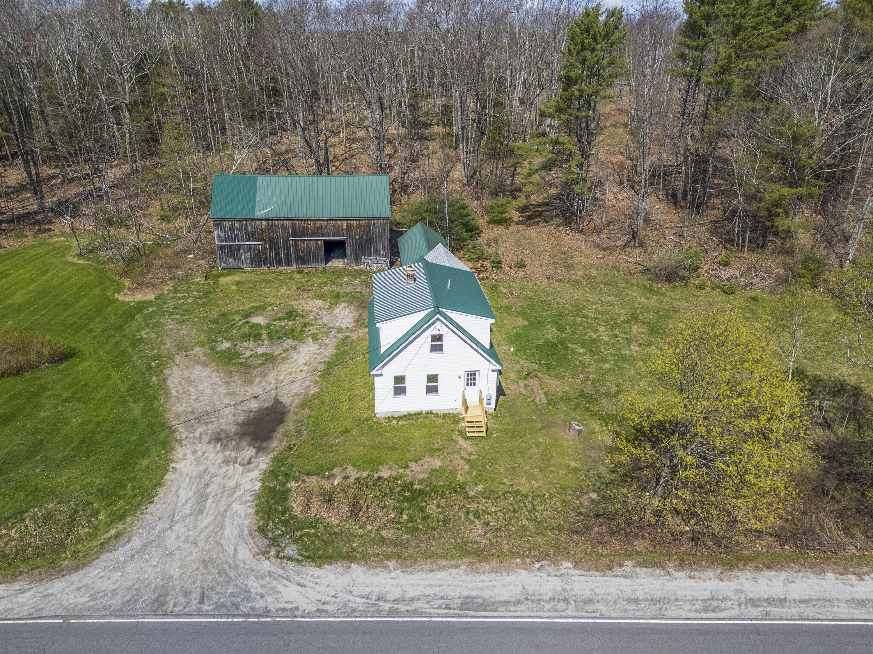 222 River Road Richmond ME 04357