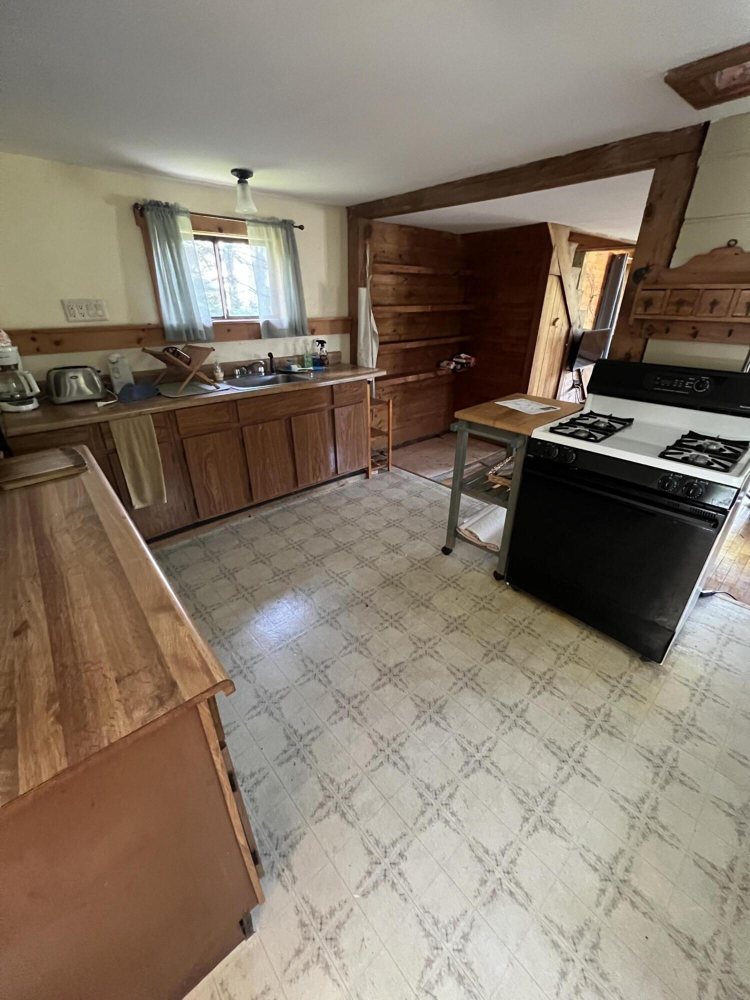 17 Clark Street Eastport ME 04631