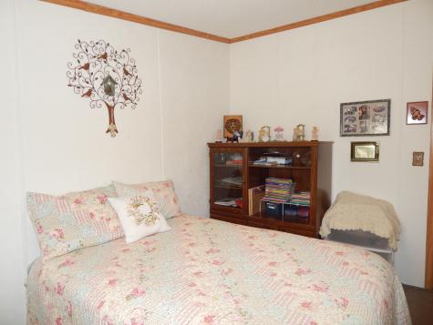 14 Sycamore Drive Norway ME 04268