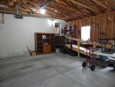 14 Sycamore Drive Norway ME 04268