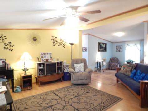 14 Sycamore Drive Norway ME 04268