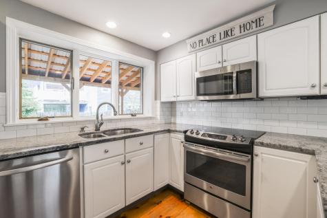 11 Chase Hill Road Kennebunk ME 04043