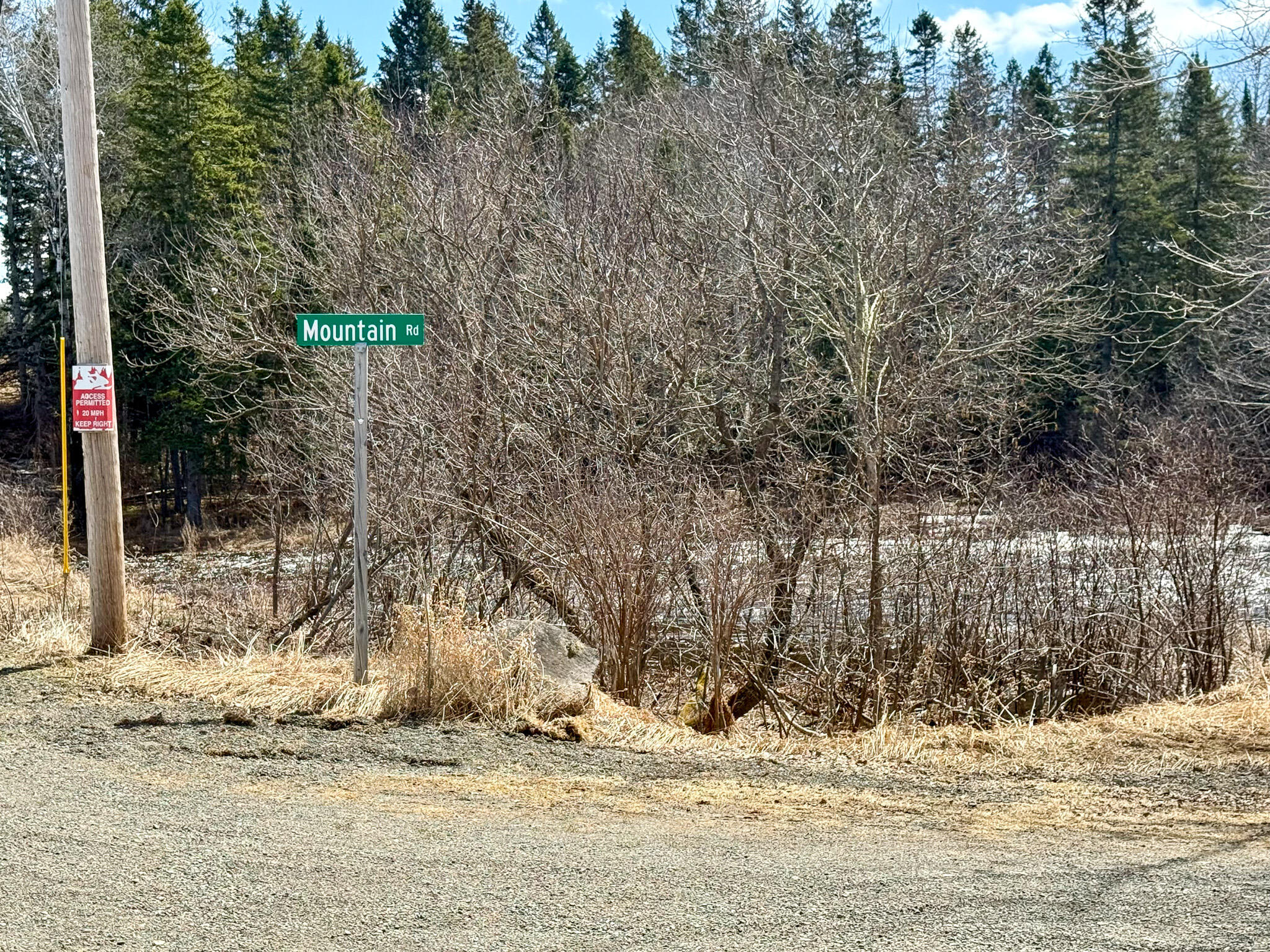 17 Mountain Road Oxbow ME 04764